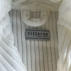 Men’s White Ribbed Plush Robe  - Medium